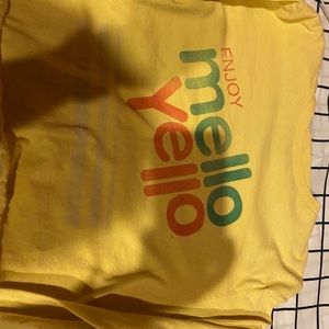 mello yellow crop top